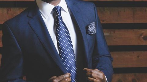 ¿Por qué elegir un traje a medida en París?