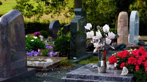 ¿Cómo se organizan los servicios funerarios?