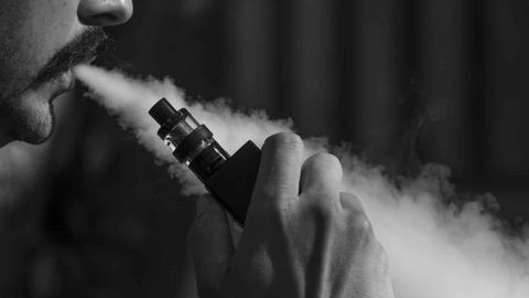 Electronic cigarette: how to choose the right nicotine level?