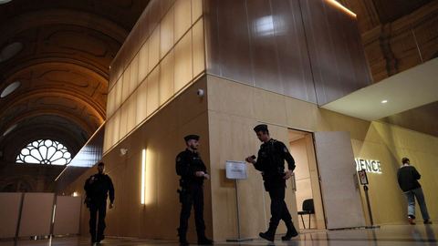 En el juicio por el atentado de Estrasburgo, el principal acusado oscila entre la negación y el miedo a la nada
