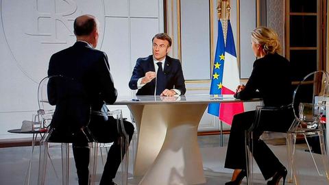 Emmanuel Macron says 'no option is excluded' regarding Ukraine and rejects accusations of electoral opportunism