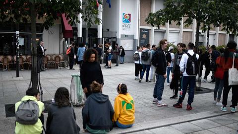 La queja del estudiante ignorada y desestimada sin más acción