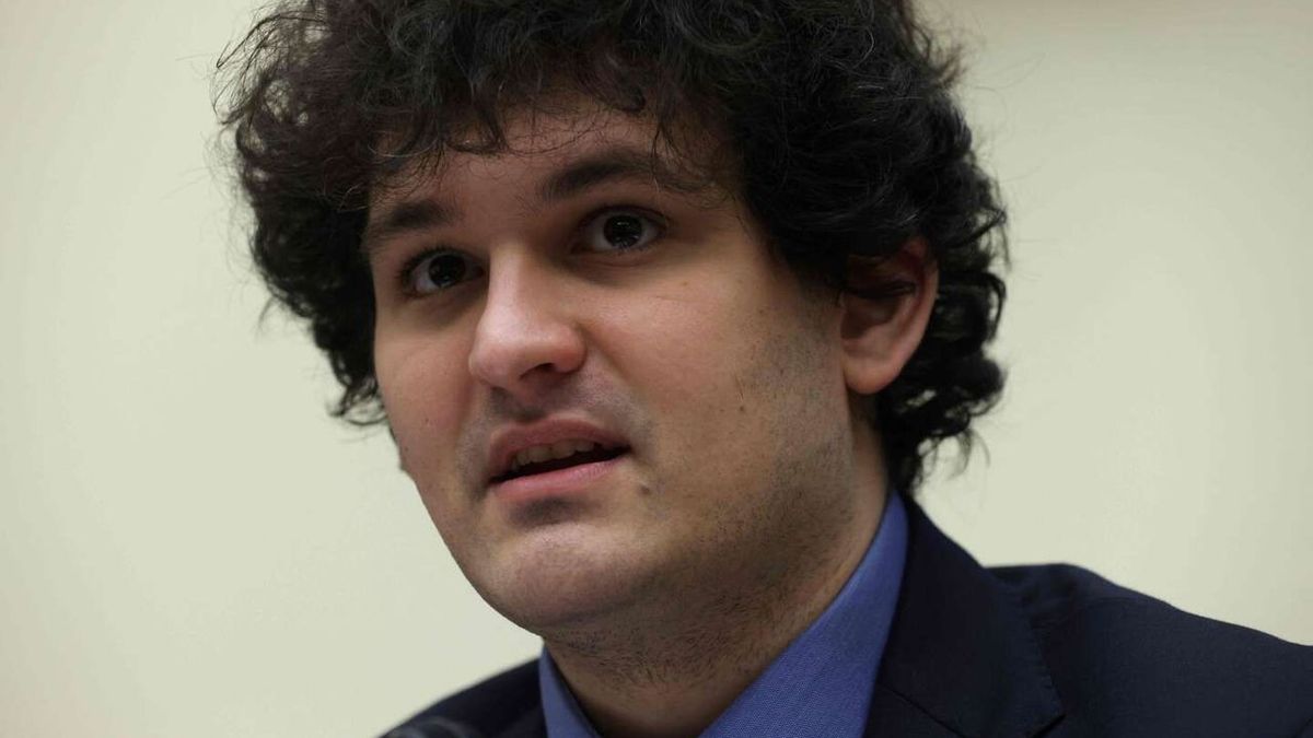FTX creator Sam Bankman-Fried gets 25 years in prison for embezzlement from clients