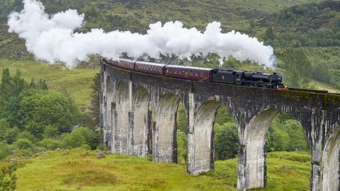 “Hogwarts Express” train from “Harry Potter” stopped for security reasons
