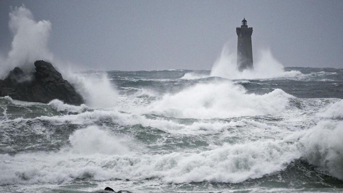 Alert from Météo France concerning the danger of “strong winds” and “maritime submergence” in France