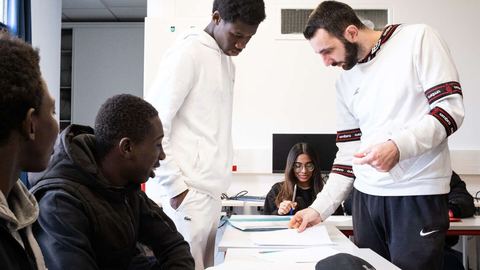 En el liceo profesional Arthur-Rimbaud de La Courneuve, una “opción olímpica” para luchar contra el abandono escolar