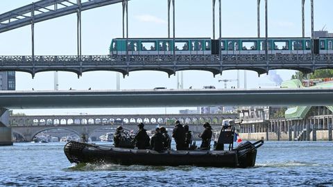 The capital transformed before the opening ceremony: Metros stopped, bridges accessible...