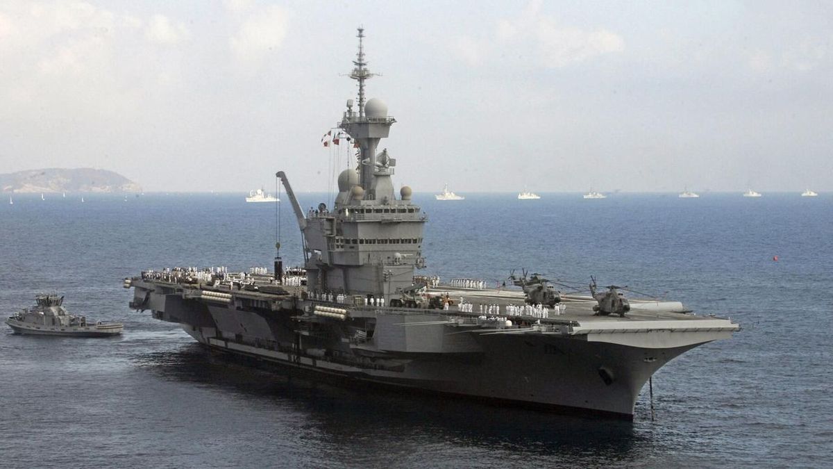 The nuclear aircraft carrier Charles-de-Gaulle, under NATO authority, will launch the “Akila” mission.