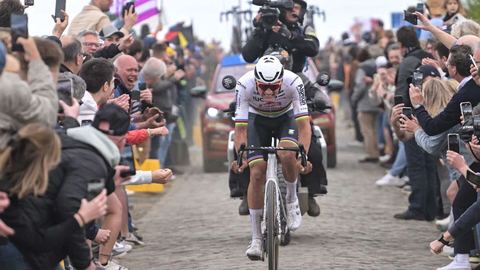 Mathieu van der Poel, supremacy and the appeal of champions in the traditional way
