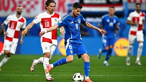 DIRECT. Half-time draw between Croatia and Italy