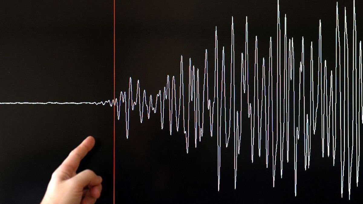 Tsunami alert withdrawn following magnitude 7 earthquake at sea near Russia