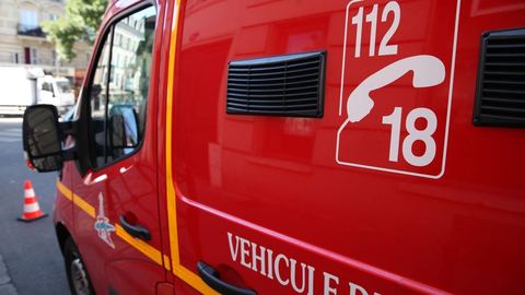 A Maine-et-Loire firefighter implicated in a case of possession of child pornography images and corruption of minors.