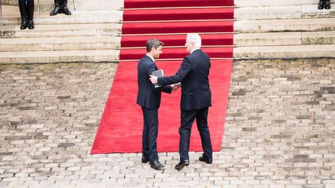 Witness the transfer of power between Gabriel Attal and the new Prime Minister at Matignon